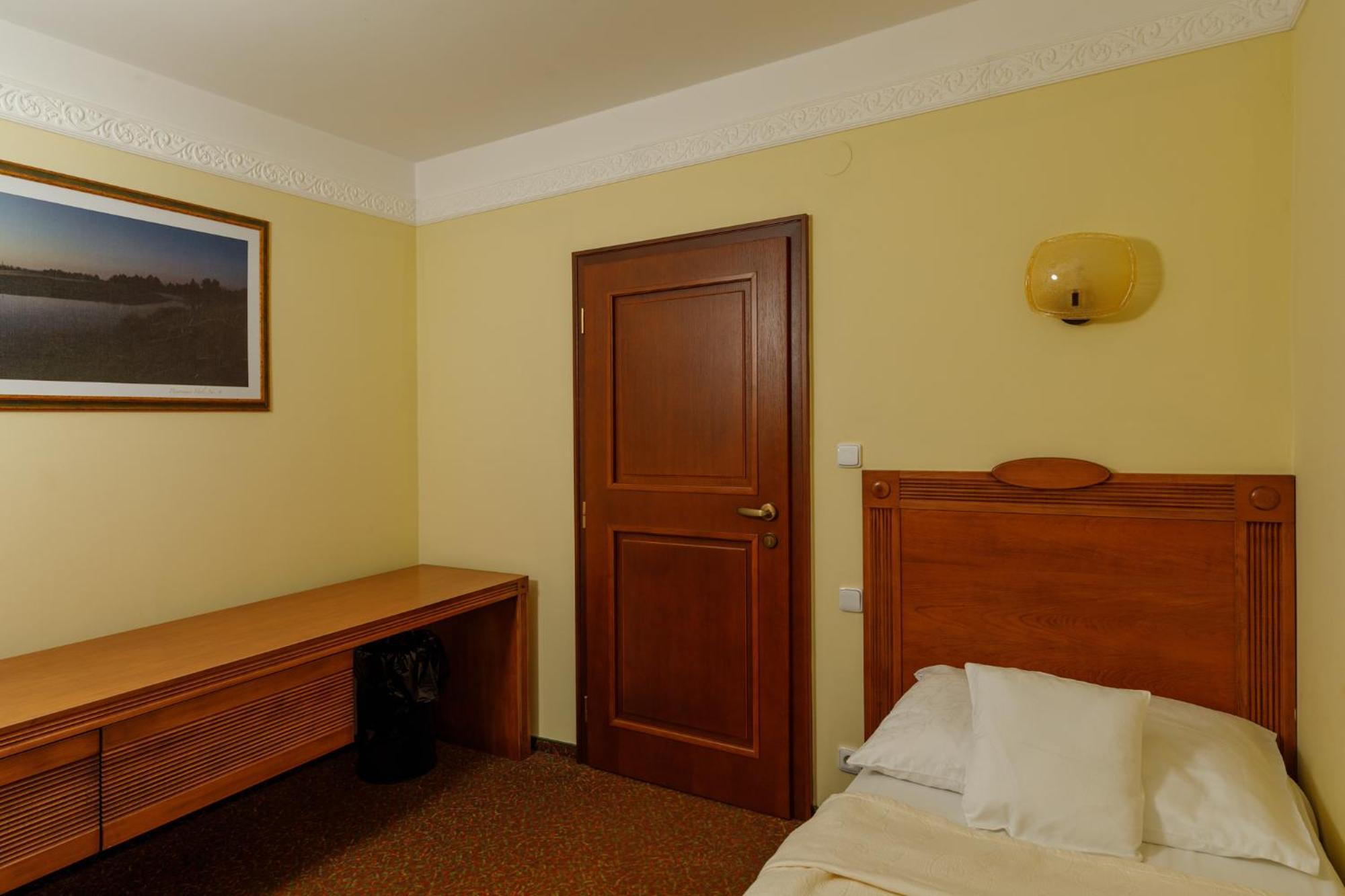 Hotel International Vel'ka Lomnica Habitación foto
